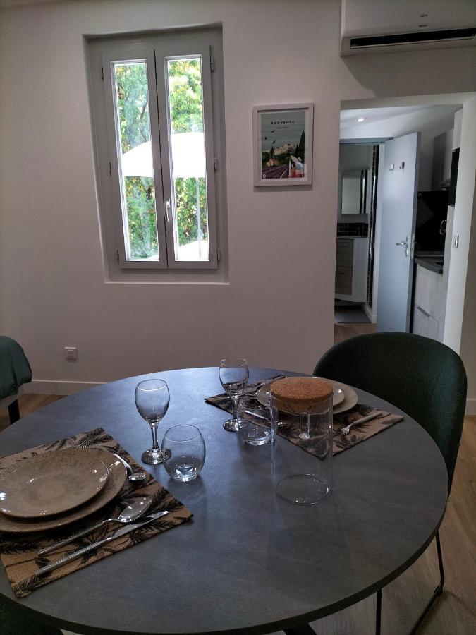 Studio Terrasse, Intra-Muros, Climatise Avec Wifi Avignon Eksteriør bilde